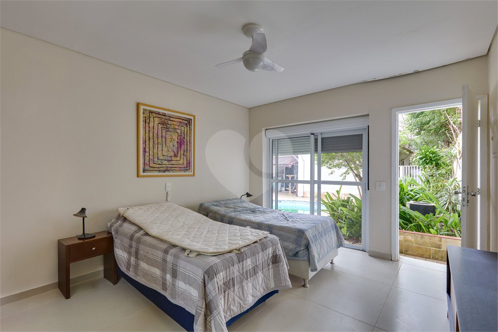 Casa Térrea à venda ou para alugar com 5 quartos, sendo 2 suítes, em Granja Julieta, São Paulo, SP