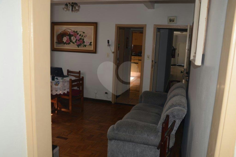 Apartamento à venda com 2 quartos, sendo 1 suíte,  em Itararé, São Vicente, SP
