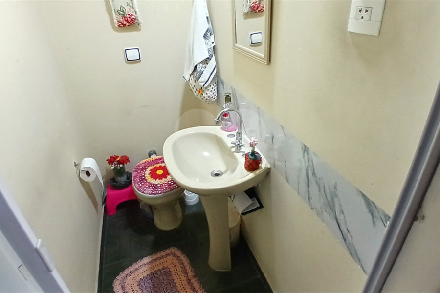 Sobrado à venda com 3 quartos, sendo 1 suíte, em Vila Nova Mazzei, São Paulo, SP