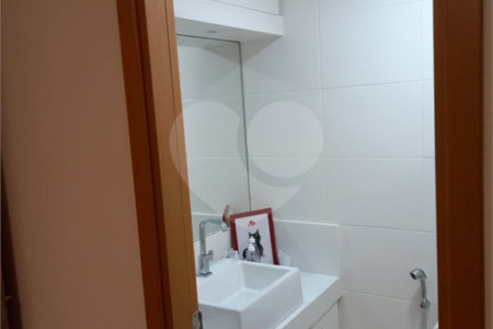 Apartamento à venda com 3 quartos, sendo 1 suíte, em Rio Comprido, Rio de Janeiro, RJ