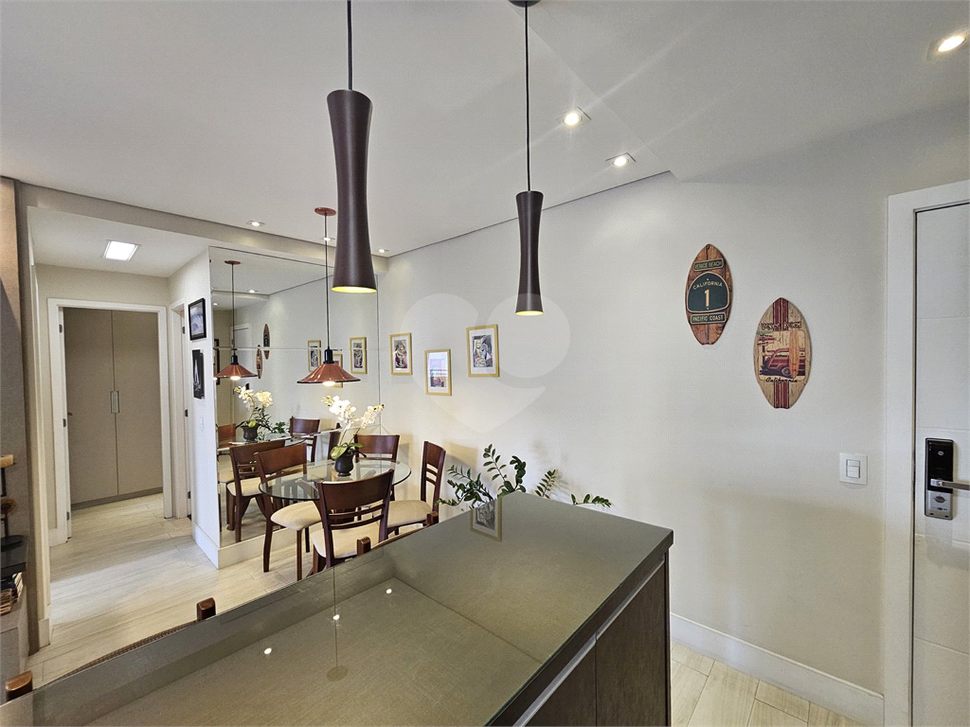 Apartamento para alugar com 2 quartos, sendo 1 suíte,  em Jardim das Acácias, São Paulo, SP