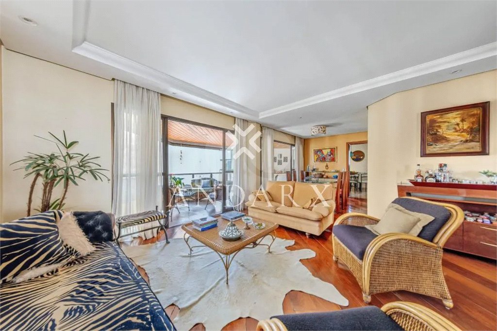 Apartamento à venda com 4 quartos, sendo 2 suítes, em Perdizes, São Paulo, SP