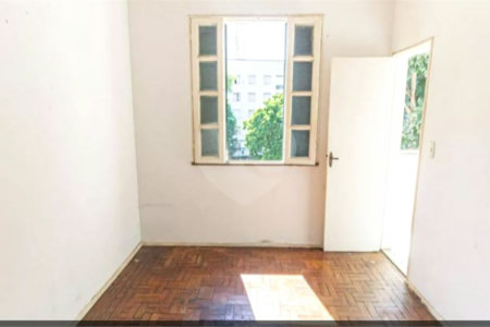 Apartamento na Mooca com 79m²