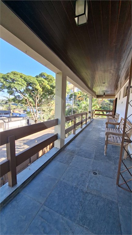 Casa à venda com 5 quartos, sendo 4 suítes, em Butantã, São Paulo, SP
