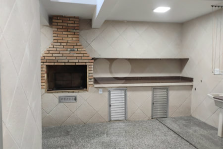 Sobrado à venda com 3 quartos, sendo 1 suíte, em Vila Paulista, São Paulo, SP