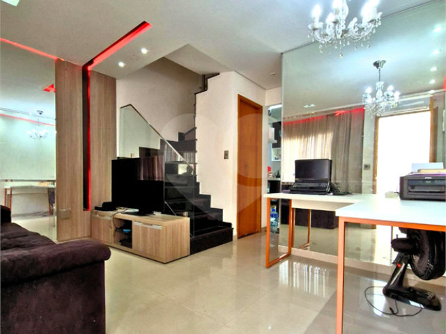 Casa à venda com 2 quartos, sendo 1 suíte,  no condomínio Reserva da Cantareira, São Paulo - SP