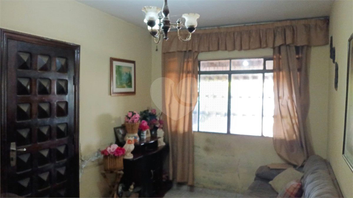 Casa Térrea à venda com 3 quartos em Interlagos, São Paulo, SP