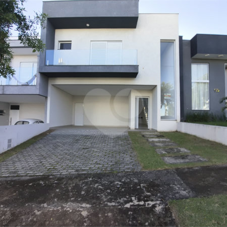Casa à venda com 3 suítes no condomínio Terras de São Francisco, Sorocaba - SP