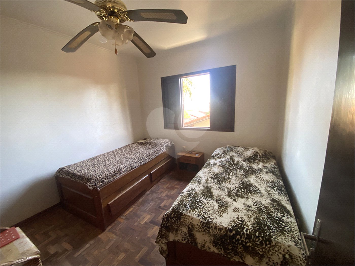 Casa à venda com 3 quartos, sendo 1 suíte, em Parque Residencial Monte Carlo, Ponta Porã, MS