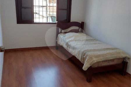 Sobrado à venda com 3 quartos, sendo 1 suíte, em Vila Mascote, São Paulo, SP