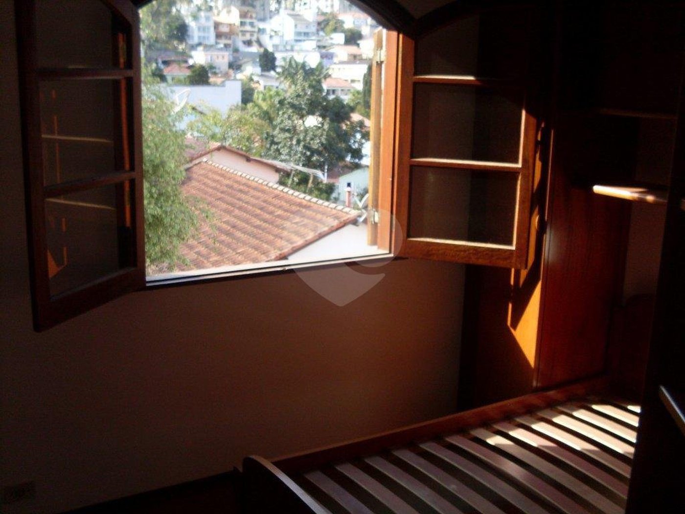 Casa à venda com 3 quartos, sendo 1 suíte,  em Vila Irmãos Arnoni, São Paulo, SP