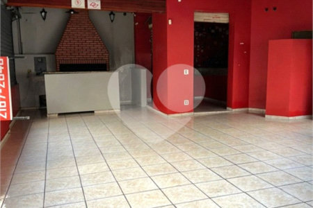 Sobrado à venda com 3 quartos, sendo 1 suíte, em Vila Vitório Mazzei, São Paulo, SP