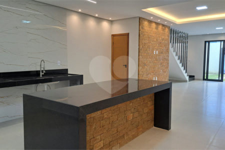 Duplex à venda com 3 quartos, sendo 1 suíte, em Tabapiri, Porto Seguro, BA