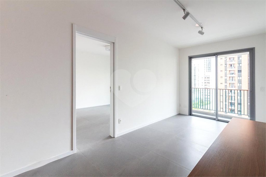 Apartamento à venda com 1 quarto em Vila Uberabinha, São Paulo, SP
