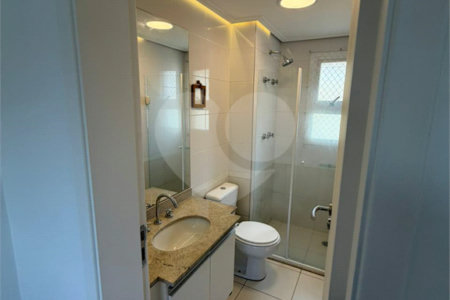 Apartamento à venda com 3 quartos, sendo 1 suíte, em Jardim Aeroporto, São Paulo, SP