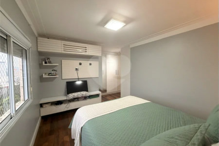 Apartamento à venda com 4 quartos, sendo 3 suítes, em Campo Grande, São Paulo, SP