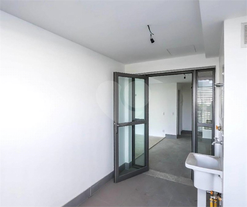 Apartamento à venda com 3 suítes em Jardim Aurélia, São Paulo, SP