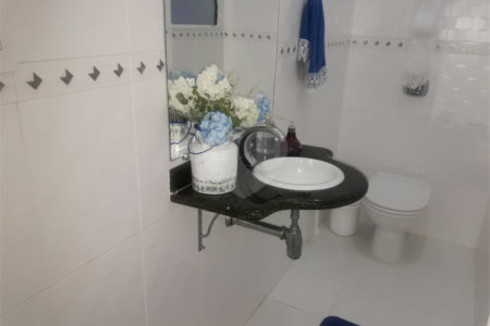 Sobrado à venda com 3 quartos, sendo 1 suíte,  em Vila Paulicéia, São Paulo, SP