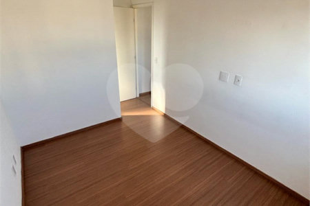 Apartamento à venda com 2 quartos, sendo 1 suíte, em Vila Galvão, Guarulhos, SP