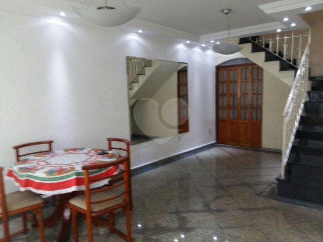 Sobrado à venda com 3 quartos, sendo 1 suíte,  em Jardim Brasil (zona Norte), São Paulo, SP