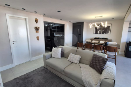 Apartamento à venda com 2 suítes em Jardim Esmeralda, São Paulo, SP