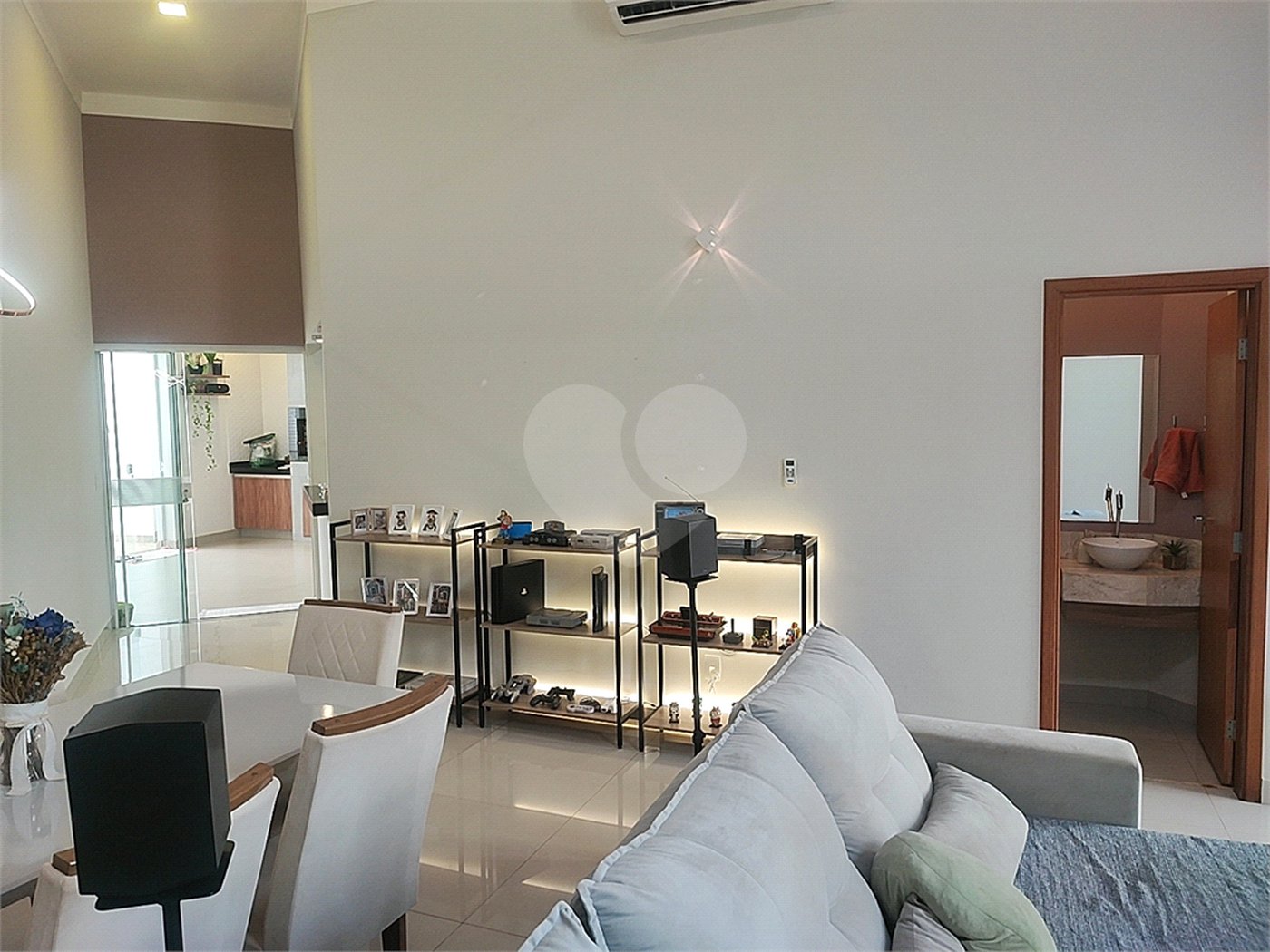 Casa à venda com 3 suítes em Jardim dos Flamboyants, Araraquara, SP