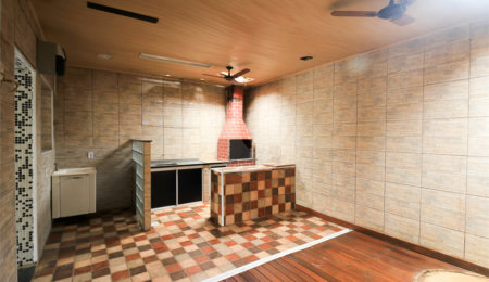 Casa à venda com 3 quartos, sendo 1 suíte, no condomínio Village St. Louis, São Paulo - SP