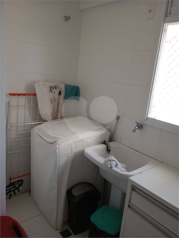 Apartamento à venda com 3 quartos, sendo 1 suíte,  em Urbanova I, São José dos Campos, SP