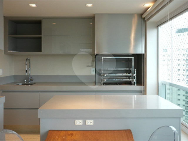 Apartamento à venda com 3 suítes em Brooklin, São Paulo, SP