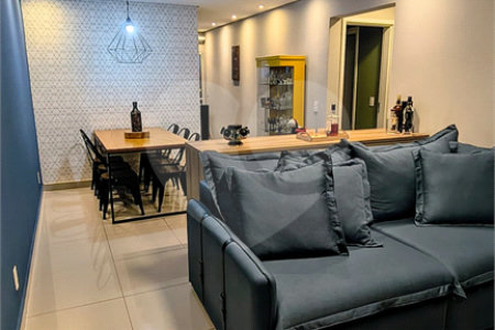 Apartamento à venda com 2 quartos, sendo 1 suíte,  em Jardim Nair Maria, Salto, SP