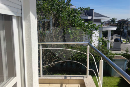 Casa à venda com 3 suítes no condomínio Residencial Suzano, Suzano - SP