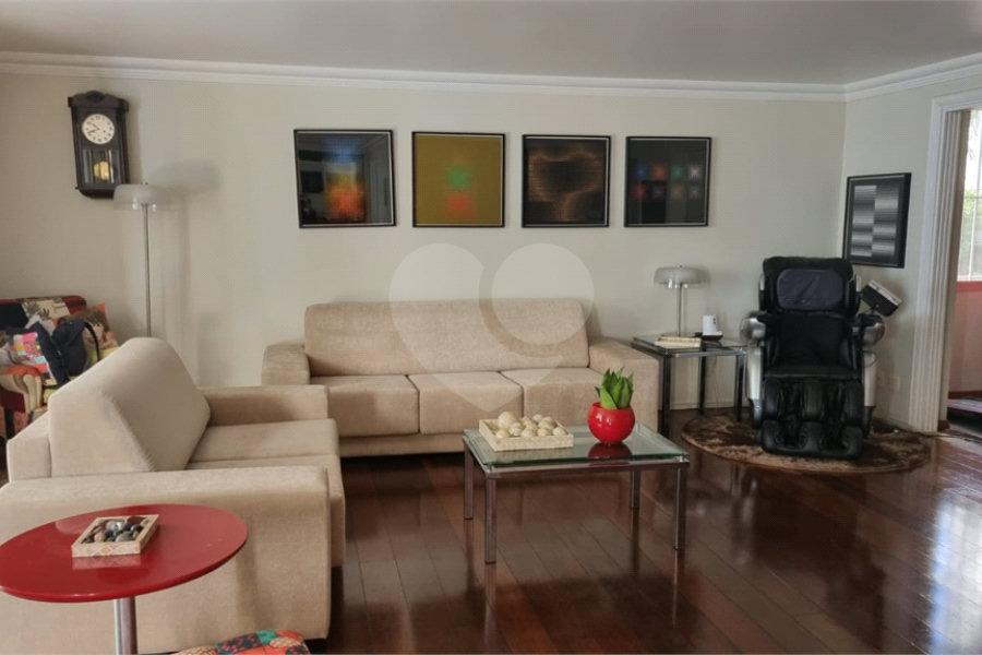 Apartamento à venda com 3 quartos, sendo 1 suíte, em Bela Vista, São Paulo, SP