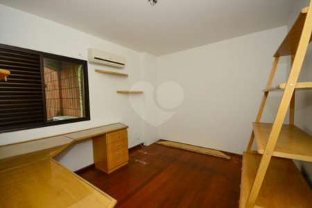Apartamento à venda com 4 quartos, sendo 2 suítes, em Paraíso do Morumbi, São Paulo, SP