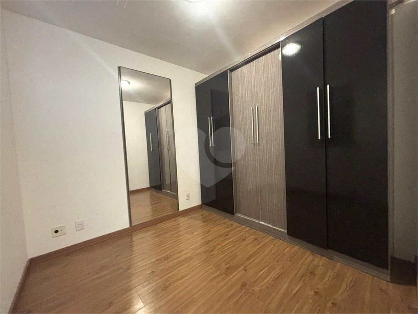 Apartamento à venda com 2 quartos em Jardim Monte Alegre, São Paulo, SP
