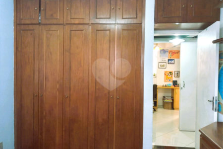 Apartamento à venda com 3 quartos, sendo 1 suíte, em Vila São Francisco, São Paulo, SP