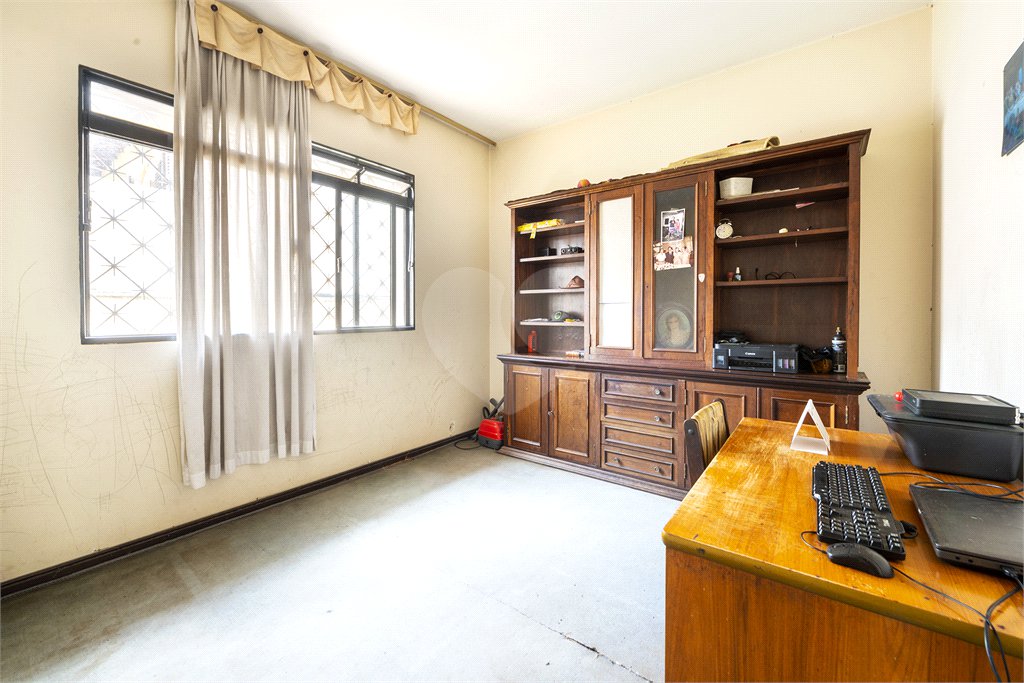 Casa Térrea à venda com 4 quartos, sendo 2 suítes, em Brooklin Velho, São Paulo, SP