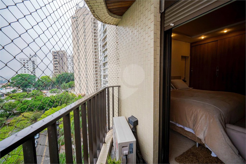 Apartamento à venda com 4 quartos, sendo 2 suítes,  em Vila Suzana, São Paulo, SP