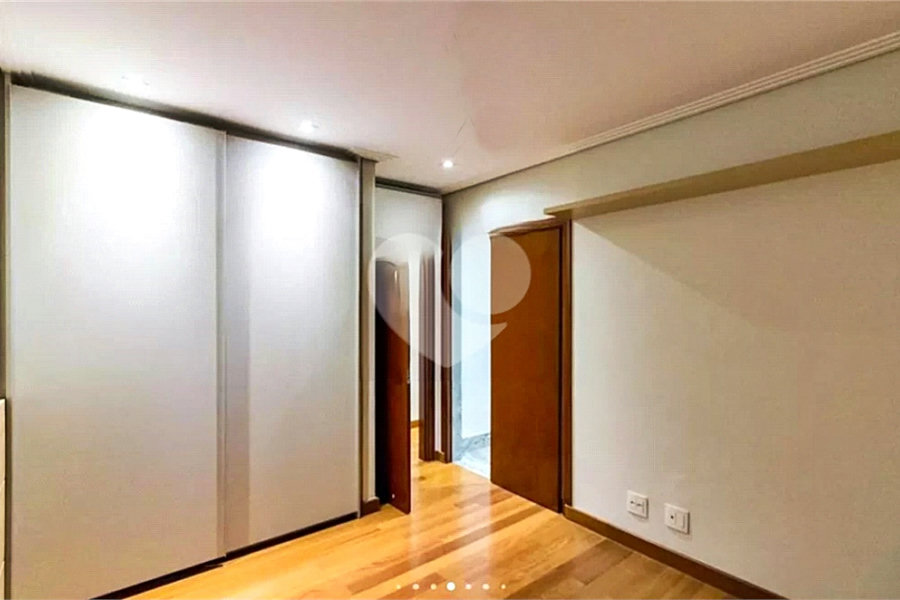 Apartamento à venda com 4 quartos, sendo 3 suítes, em Santana, São Paulo, SP
