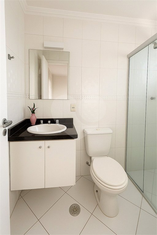 Casa à venda com 3 quartos, sendo 1 suíte, em Jardim Pinheiros, São Paulo, SP