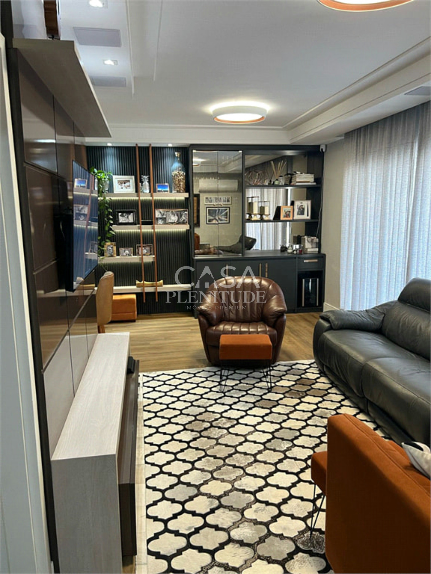 Apartamento à venda com 3 suítes em Vila Jardini, Sorocaba, SP