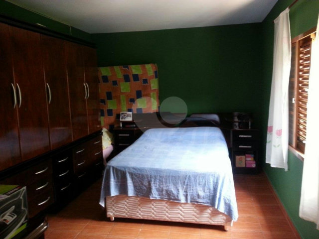 Sobrado à venda com 3 quartos, sendo 2 suítes,  em Jardim Nery, Mairiporã, SP