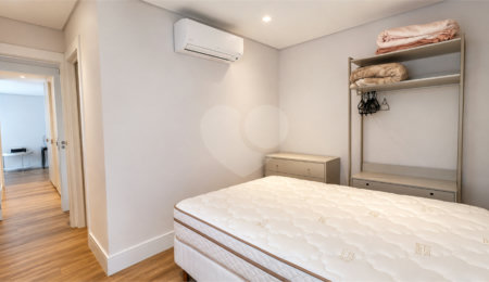 Apartamento à venda com 3 suítes em Indianópolis, São Paulo, SP