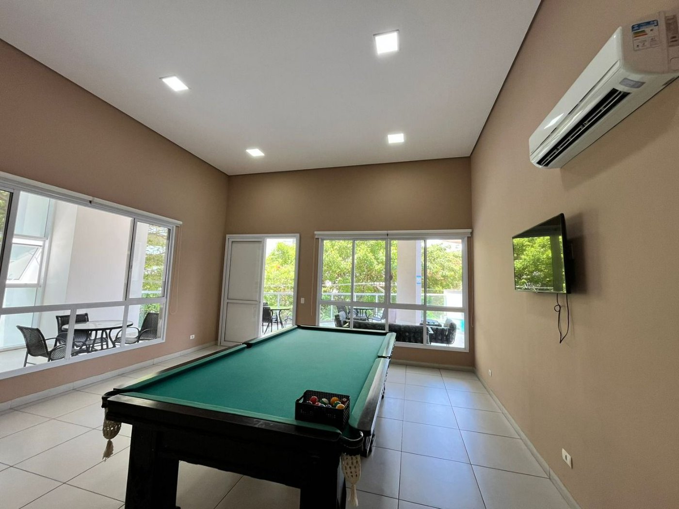 Cobertura com 3 dormitórios à venda, 270 m² por R$ 2.890.000,00 - Barra Funda - Guarujá/SP
