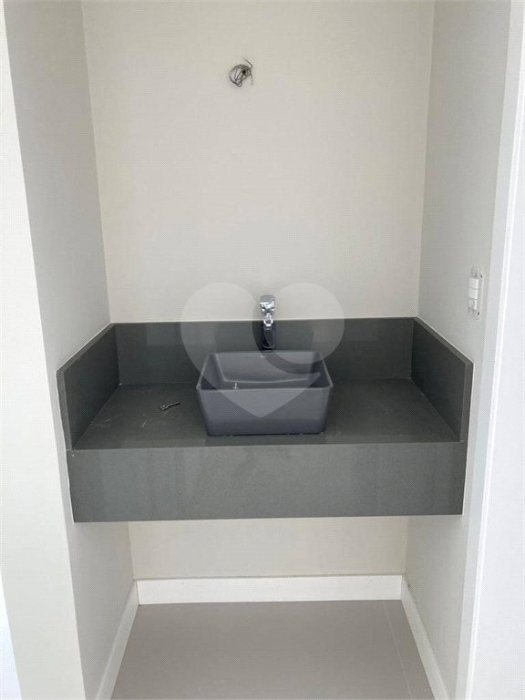 Casa à venda com 5 suítes no condomínio Alphaville 1, São José dos Campos - SP