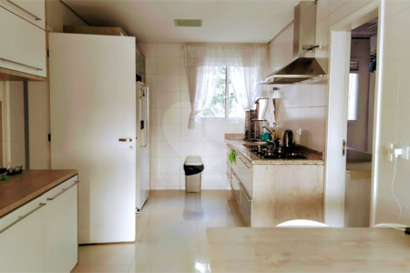 Apartamento à venda com 4 quartos, sendo 2 suítes,  em Vila Suzana, São Paulo, SP