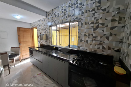Casa à venda com 2 quartos, sendo 1 suíte, no condomínio Residencial Mirage, Mogi das Cruzes - SP