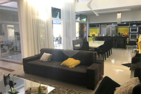 Casa à venda com 3 suítes no condomínio Village Ipanema 1, Araçoiaba da Serra - SP