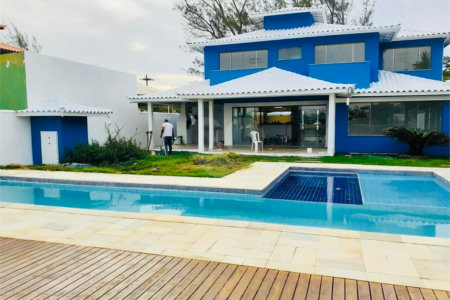 Casa para alugar com 5 quartos, sendo 4 suítes, em Marina, Armação dos Búzios, RJ