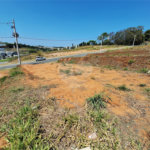 Terreno à venda com 1 suíte no condomínio Comercial Independência, Vinhedo - SP