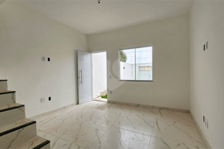 Casa à venda com 2 suítes no condomínio Loteamento Monte Libano, Rio de Janeiro - RJ